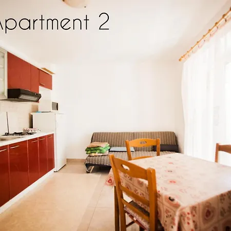 In With Sea View, Terrace, Wi-fi, Washing Machine Apartman Lopar